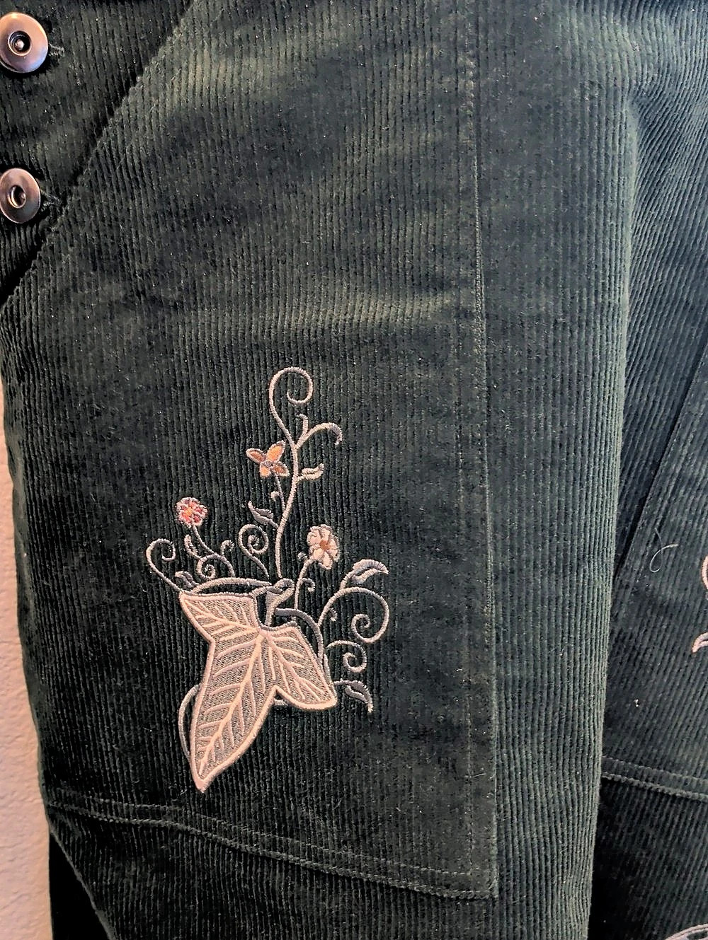 BoxLunch The Lord of the Rings Embroidered Icons Corduroy Overall Dress Green - Picture 8 of 16